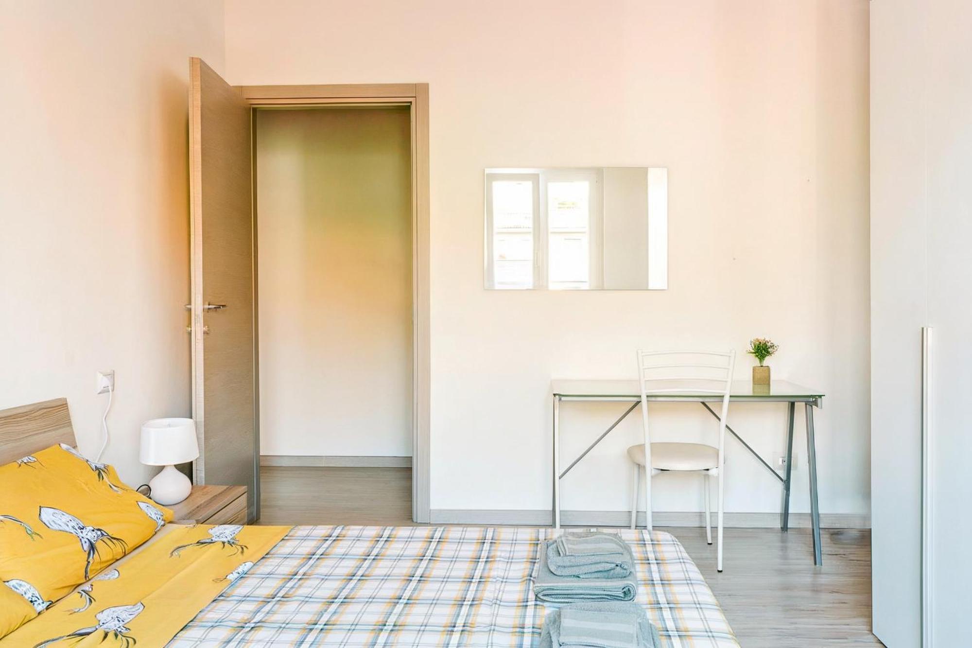 Large Suite Home Milan - Duomo Buitenkant foto